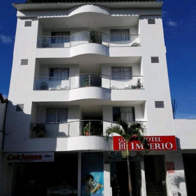 Hotel El Imperio اباغويه المظهر الخارجي الصورة