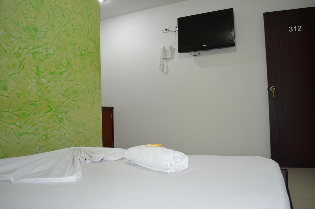 Hotel El Imperio اباغويه الغرفة الصورة