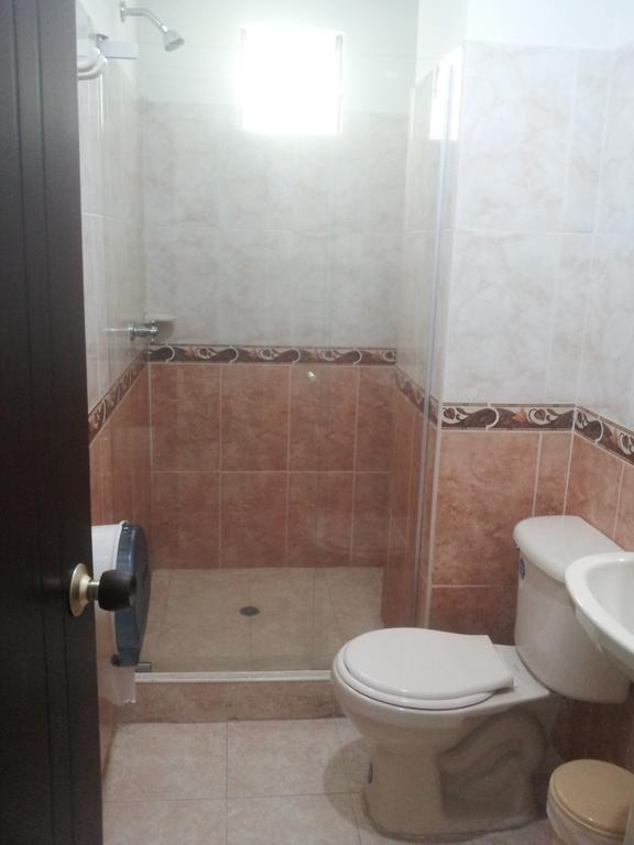 Hotel El Imperio اباغويه الغرفة الصورة